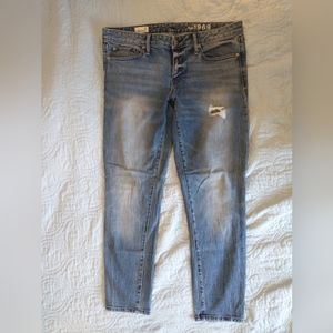 Gap 1969 distressed jeans